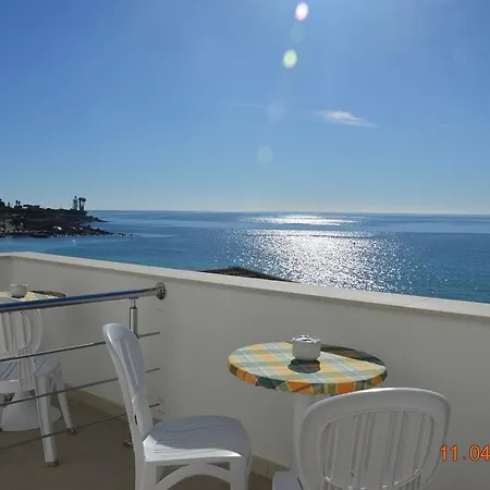 Bed & Breakfast Mare E Sole Urso