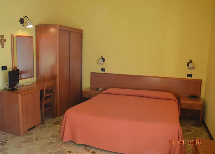 Bed & Breakfast Mare E Sole Urso